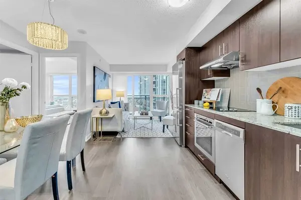 255 Village Green SQ #2409, Toronto E07, ON M1S 0L7