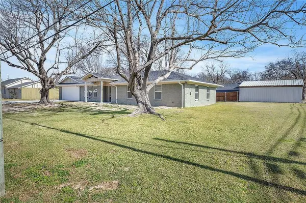 128 N Osborn Street, Alba, TX 75410