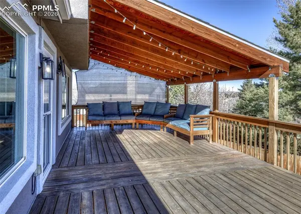 6640 Tin Cup CT, Colorado Springs, CO 80922