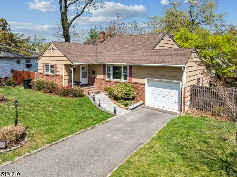 889 Fernwood Ave, Plainfield City, NJ 07062