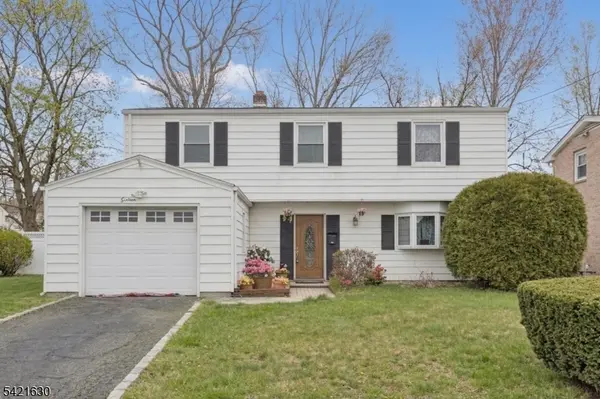 16 Hart Pl, Union Twp., NJ 07083