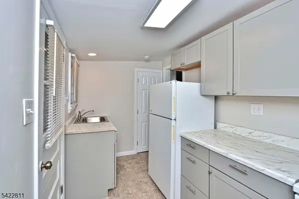 63 Iowa Ave, Jefferson Twp., NJ 07849