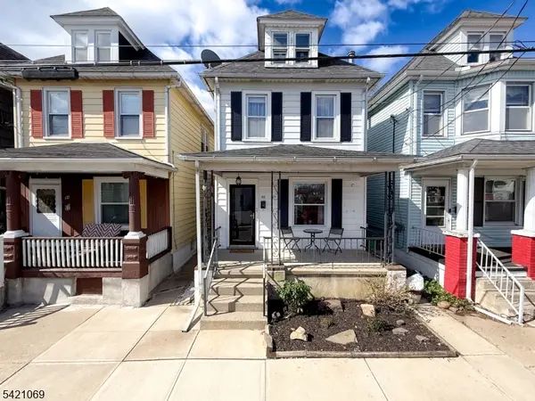 82 Evelyn Ave, Phillipsburg Town, NJ 08865