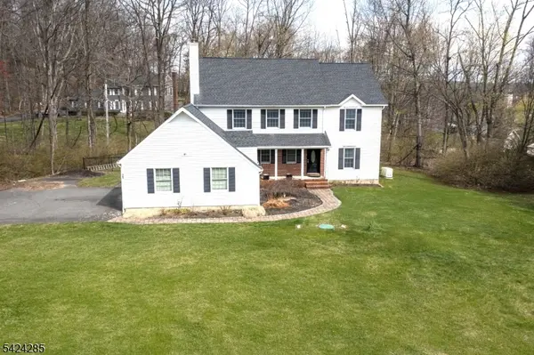 28 Weldon Rd, Jefferson Twp., NJ 07849