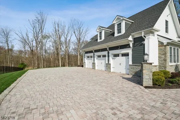 17 COUNTRYSIDE LANE, Warren Twp., NJ 07059