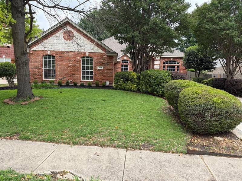 703 Chandler Court, Allen, TX 75002