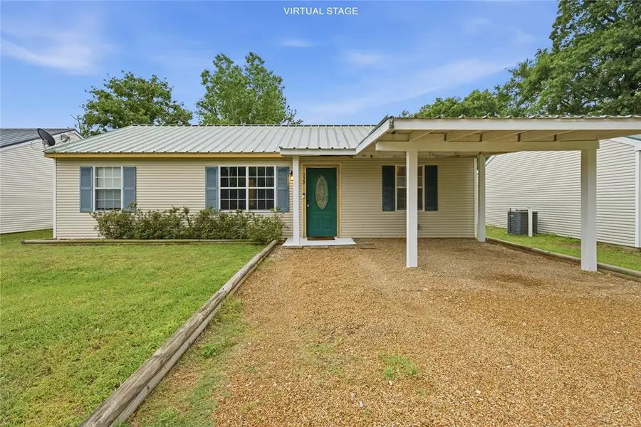 732 Ridgewood Drive, Tool, TX 75143