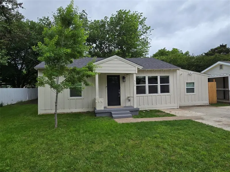 515 Elkhart Avenue, Dallas, TX 75217