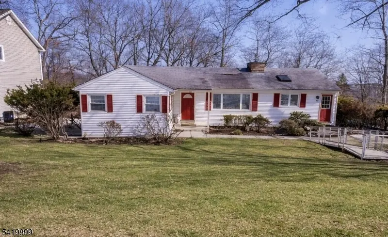 160 Degray St, North Haledon Boro, NJ 07508