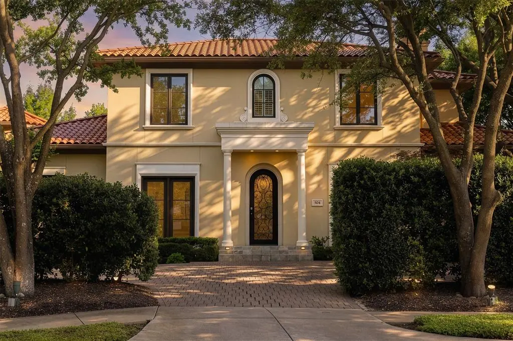 504 Byron Court, Irving, TX 75038