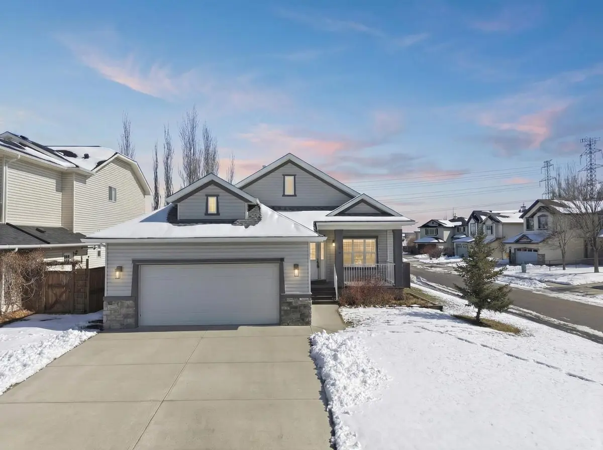 103 Oakmere GN, Chestermere, AB T1X 1N4