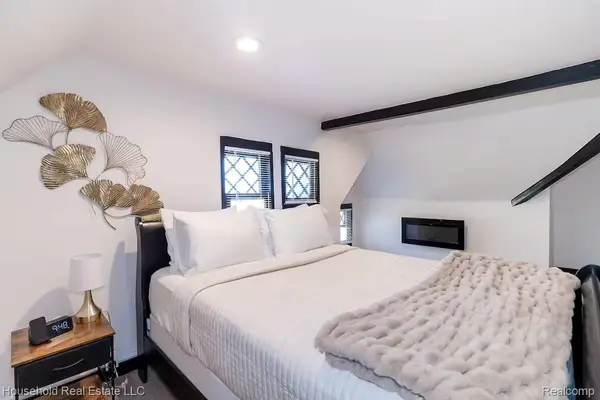 4446 Commonwealth ST, Detroit, MI 48208