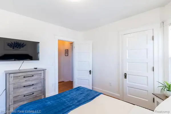 4446 Commonwealth ST, Detroit, MI 48208