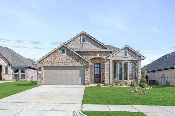 117 Whistling Duck Drive, Balch Springs, TX 75181