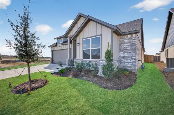 2220 Trailside Drive, Sherman, TX 75092