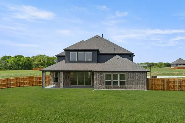 210 Cheyenne Mountain Drive, Ovilla, TX 75154