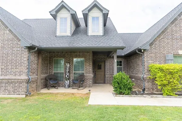 160 Oakwood Hills Drive, Paradise, TX 76073
