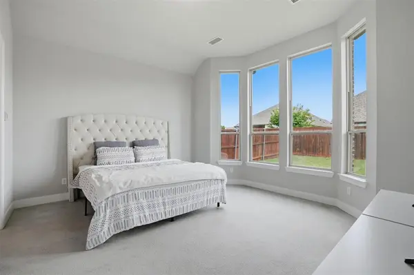 1429 Eclipse Road, Aubrey, TX 76227