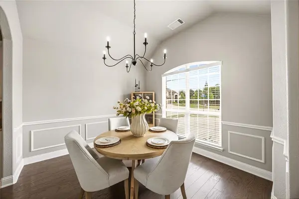 3805 Bonanza Court, Corinth, TX 76208