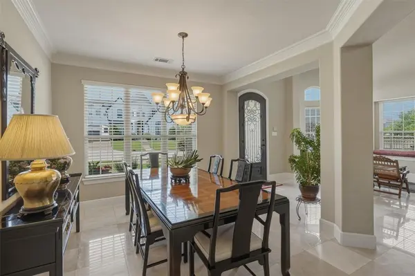 2222 Crest Pointe Place, Frisco, TX 75034