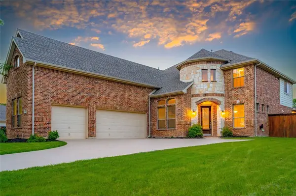 9616 Barksdale Drive, Fort Worth, TX 76244