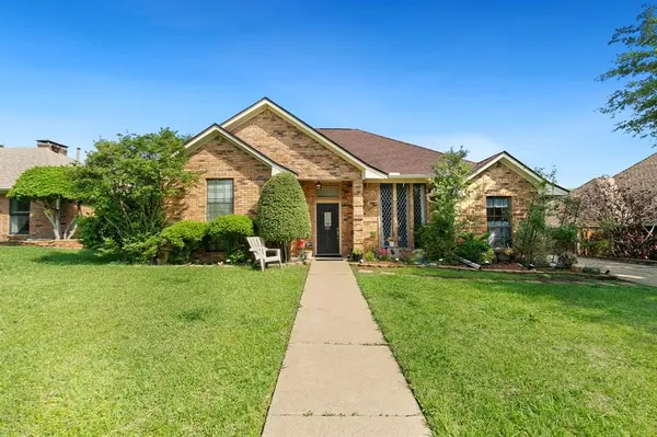 205 Forest Creek Drive, Sherman, TX 75092