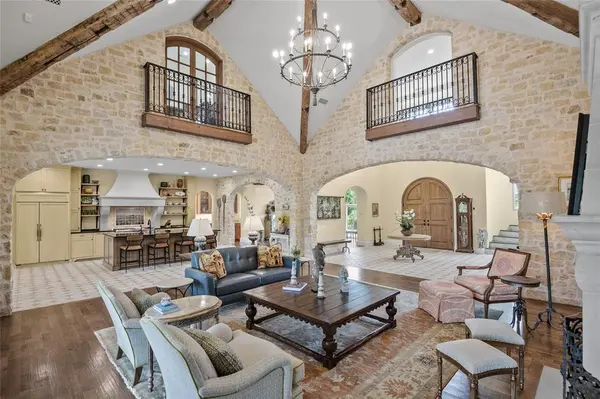 4101 Howard Road, Waxahachie, TX 75165