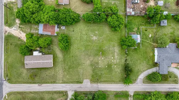 505 John Fielder Drive, Southmayd, TX 75092