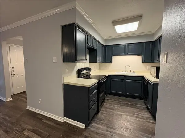 5902 Marvin Loving Drive #204, Garland, TX 75043