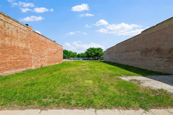 201 Main Street, Maypearl, TX 76064