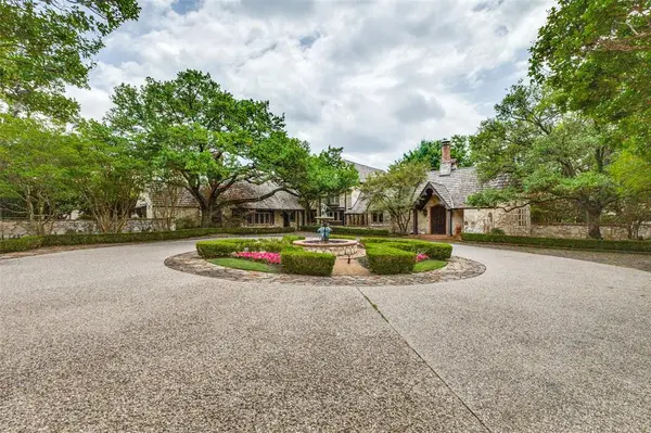 5106 Deloache Avenue, Dallas, TX 75220