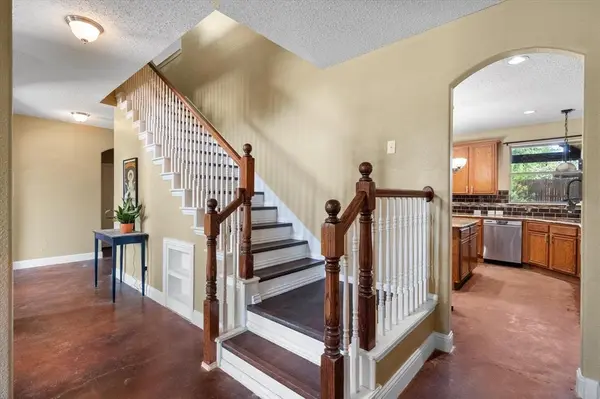 1305 Liverpool Lane, Mansfield, TX 76063