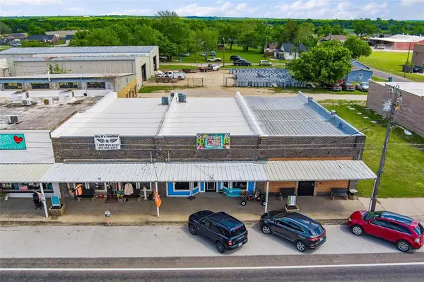 209 Main Street, Maypearl, TX 76064