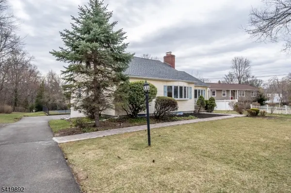 119 Reynolds Ave, Parsippany-troy Hills Twp., NJ 07054