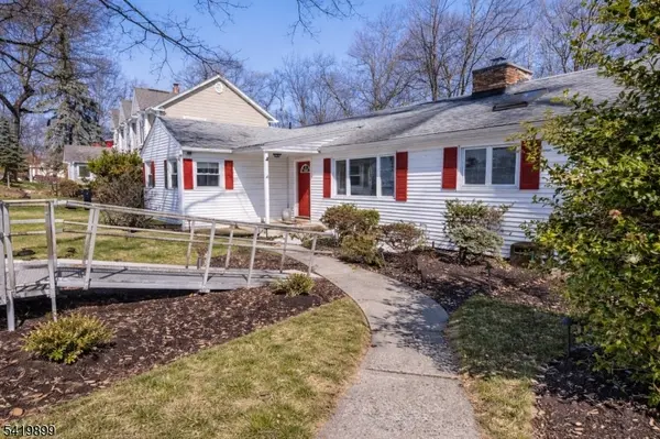 160 Degray St, North Haledon Boro, NJ 07508