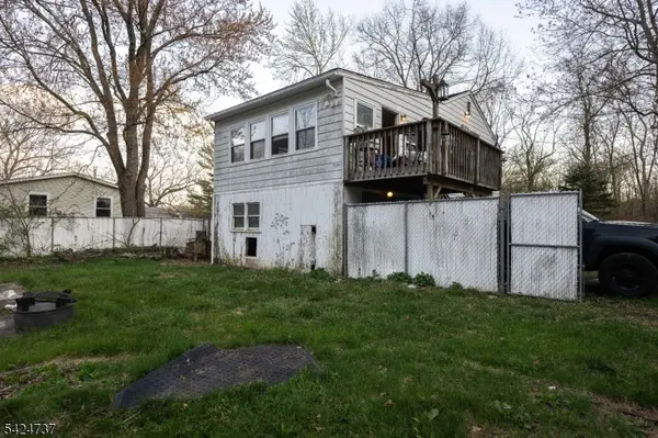 168 Art St, Ringwood Boro, NJ 07456