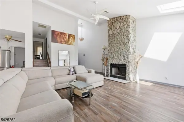 52 Adams Terrace, Clifton City, NJ 07013