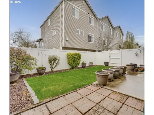 8004 NE 37TH AVE, Vancouver, WA 98665