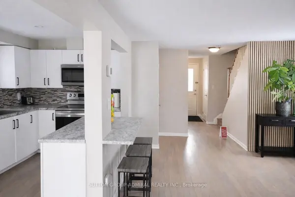 133 Columbia RD, Barrie, ON L4N 8E3