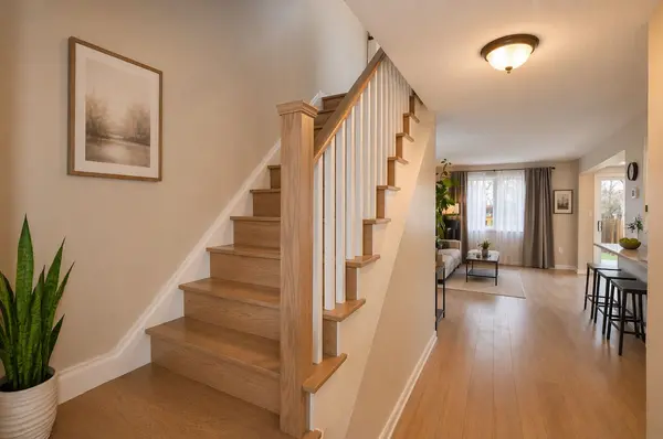 133 Columbia RD, Barrie, ON L4N 8E3