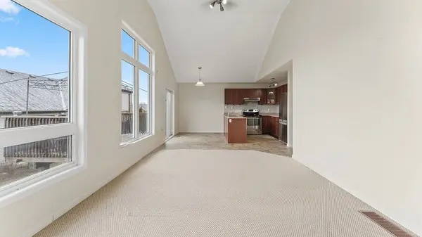 6 McGregor CT #Main, Peterborough, ON K9L 0B7