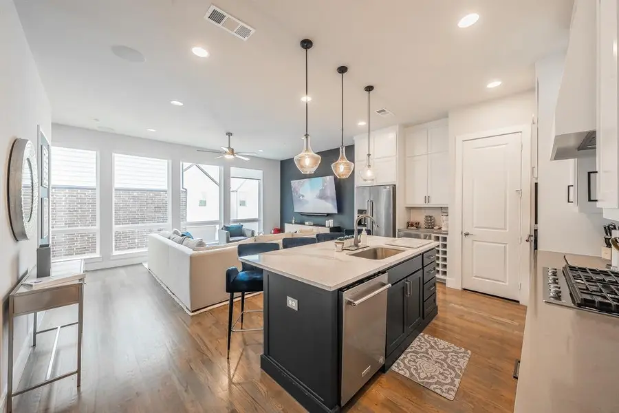 1127 Lavender Ridge, Dallas, TX 75204