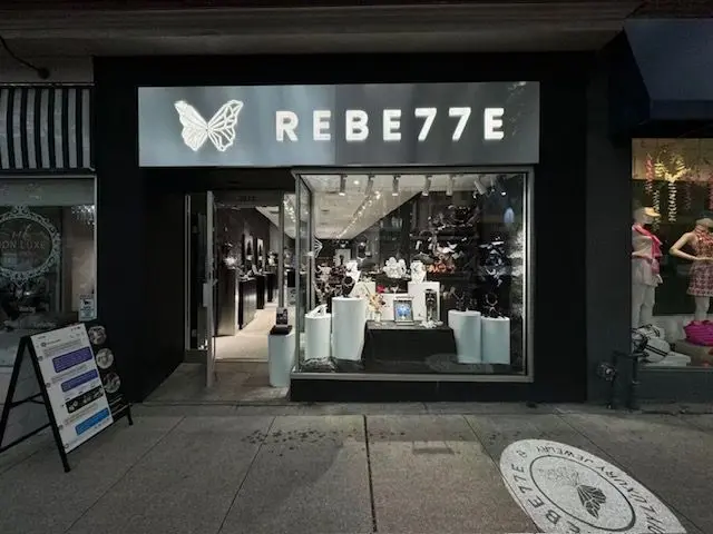 2515 Yonge ST, Toronto C10, ON M4P 2H9