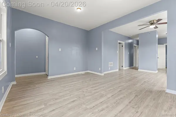 12680 Santa Rosa DR, Detroit, MI 48238