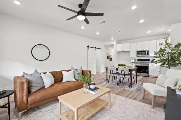 308 Santa Fe, Wolfe City, TX 75496