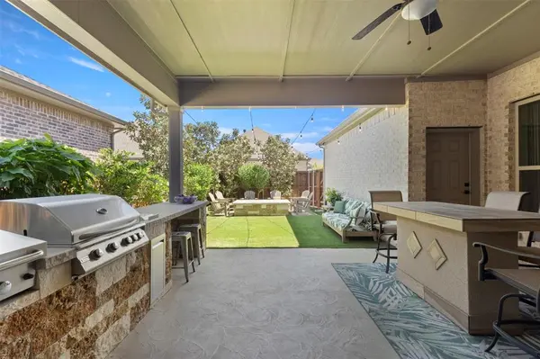 4825 Beaver Creek Drive, Arlington, TX 76005