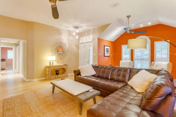 1236 Rio Grande Drive, Benbrook, TX 76126