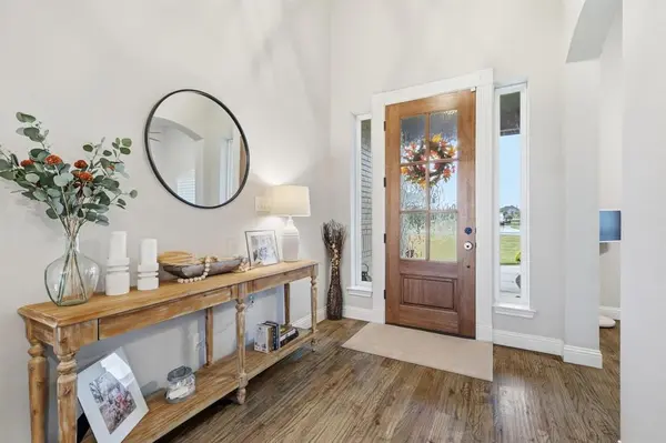 235 Columbia Court, Springtown, TX 76082