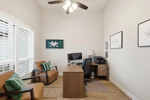 235 Columbia Court, Springtown, TX 76082