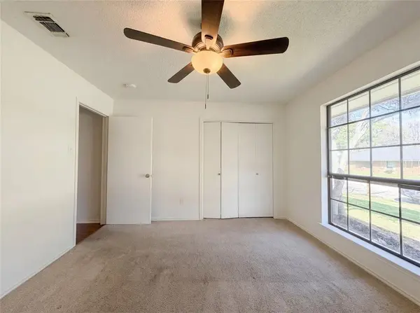 5120 Red River Drive, Arlington, TX 76017